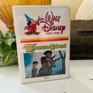 Walt Disney “Treasure Island” 1950 Beta Betamax Tape UNTESTED
